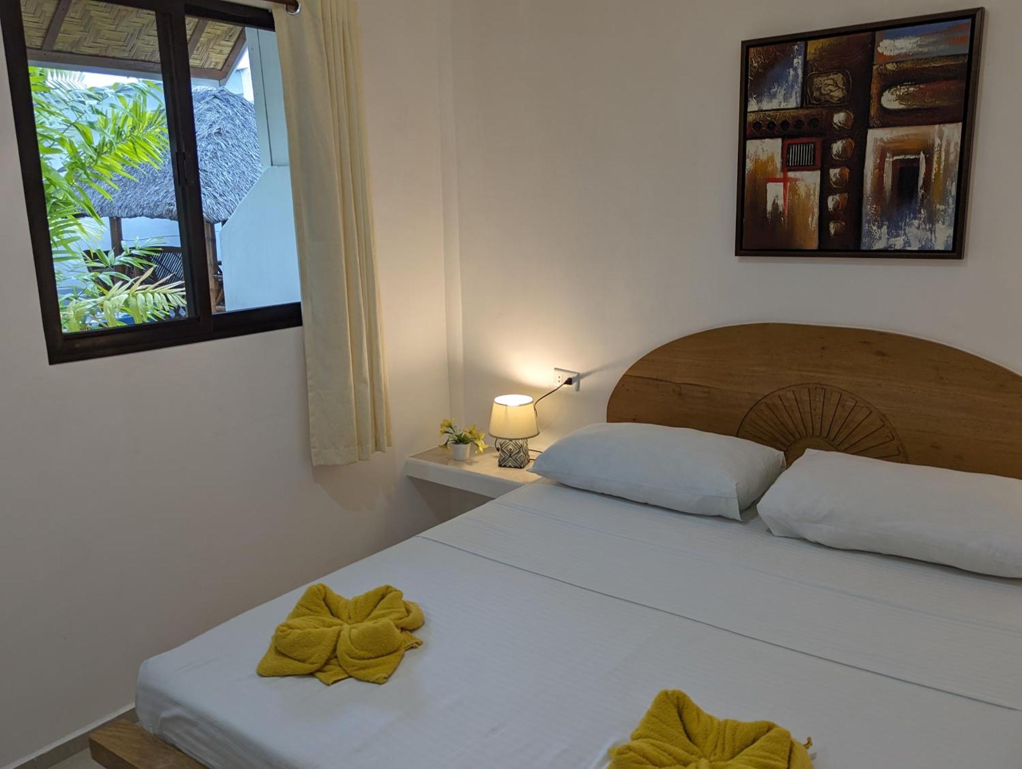 Astillo'S Guest Houses Moalboal Quarto foto